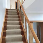 Serene Luxurious Retreat With Sea Views, Entire Nyaraló *