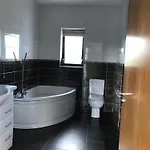 Serene Luxurious Retreat With Sea Views, Entire Nyaraló