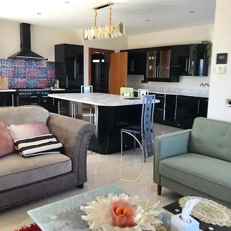 Holiday home Serene Luxurious Retreat With Sea Views, Entire Letterkenny