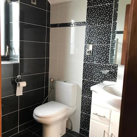 Serene Luxurious Retreat With Sea Views, Entire * Letterkenny