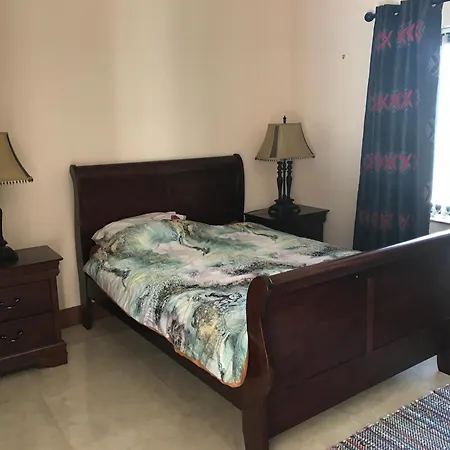 Serene Luxurious Retreat With Sea Views, Entire Σπίτι διακοπών Letterkenny