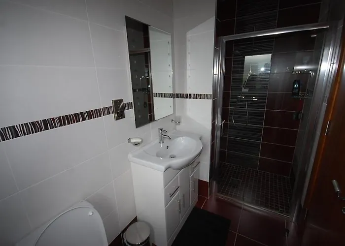 Serene Luxurious Retreat With Sea Views, Entire * Letterkenny