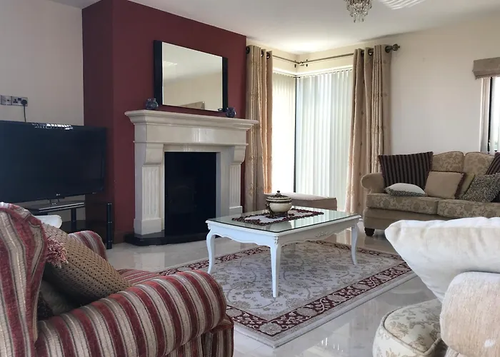 Serene Luxurious Retreat With Sea Views, Entire